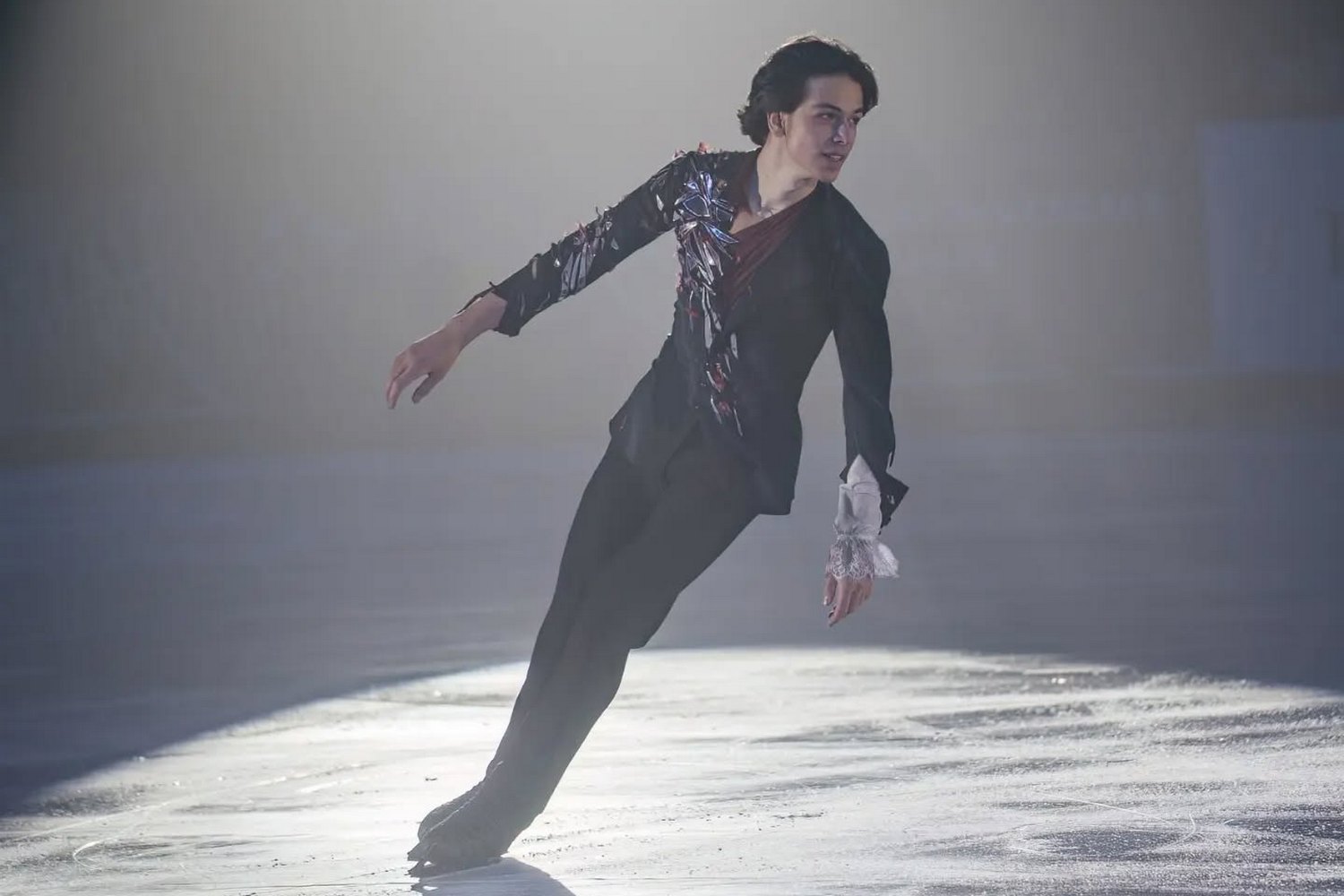 Гуменник застрял по пути в Олимпийскую деревню из-за поломки автобуса