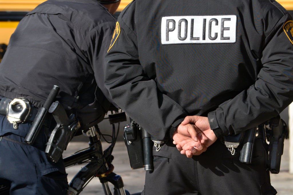 Очередная стрельба в США: Не менее 20 человек ранены в Техасе