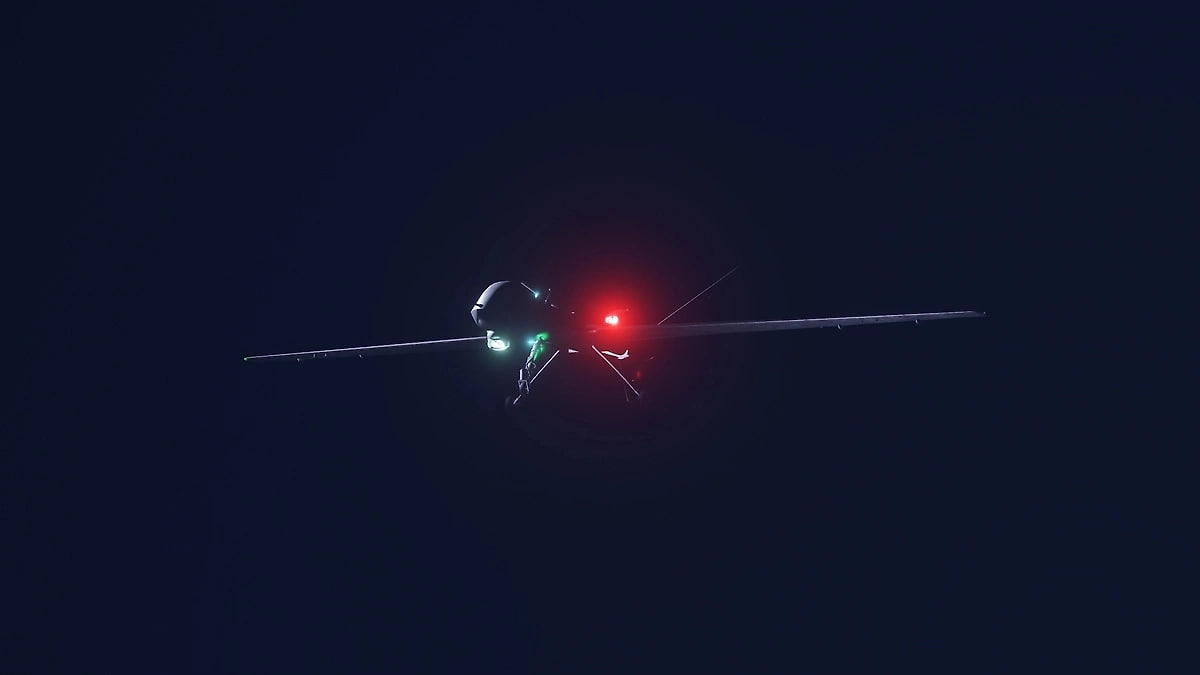 В Херсонской области дрон ВСУ сжёг машину с мирными жителями