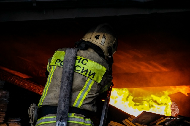 На Кубани после атаки на нефтебазу выявили превышения по бензолу в воздухе