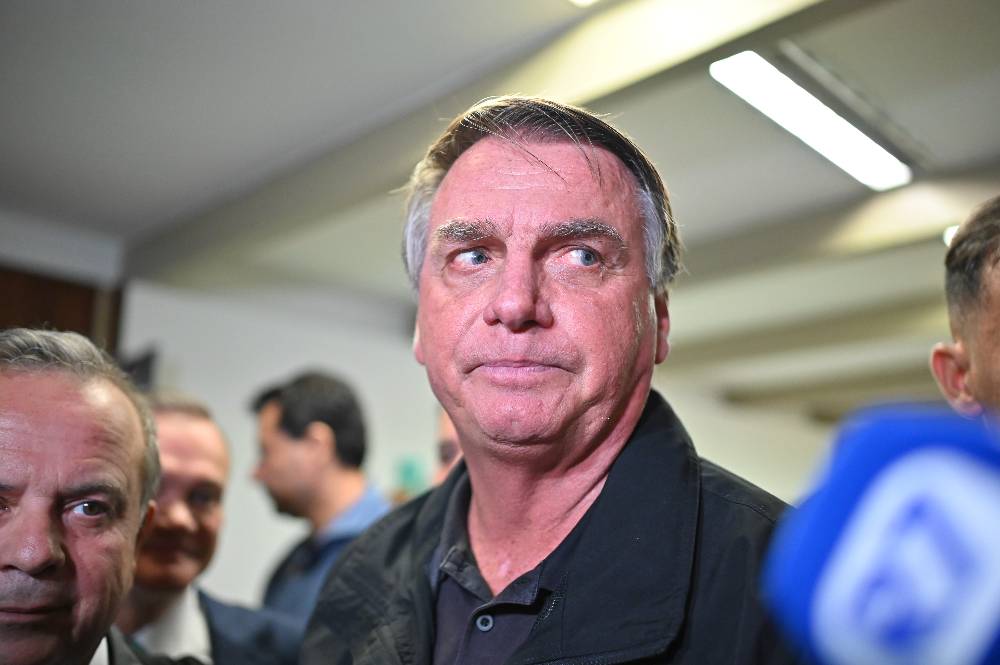 Бывшего президента Бразилии увезли в реанимацию из тюрьмы