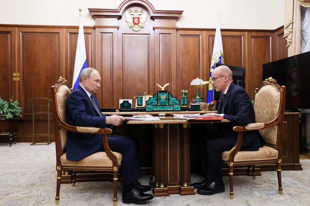 Бречалов прибыл в Кремль к Путину с докладом о поддержке бойцов СВО в Удмуртии