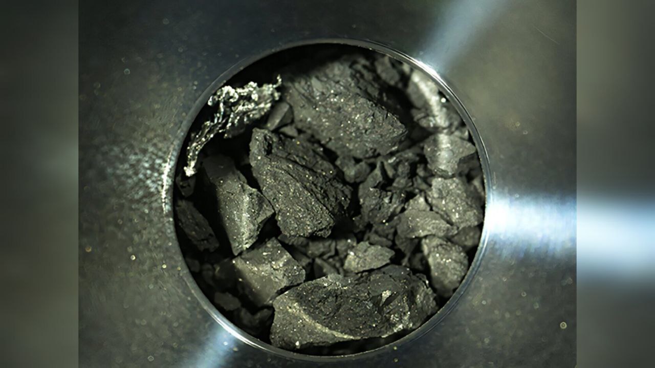 На астероиде Рюгу обнаружены ключевые &laquo;кирпичики жизни&raquo;