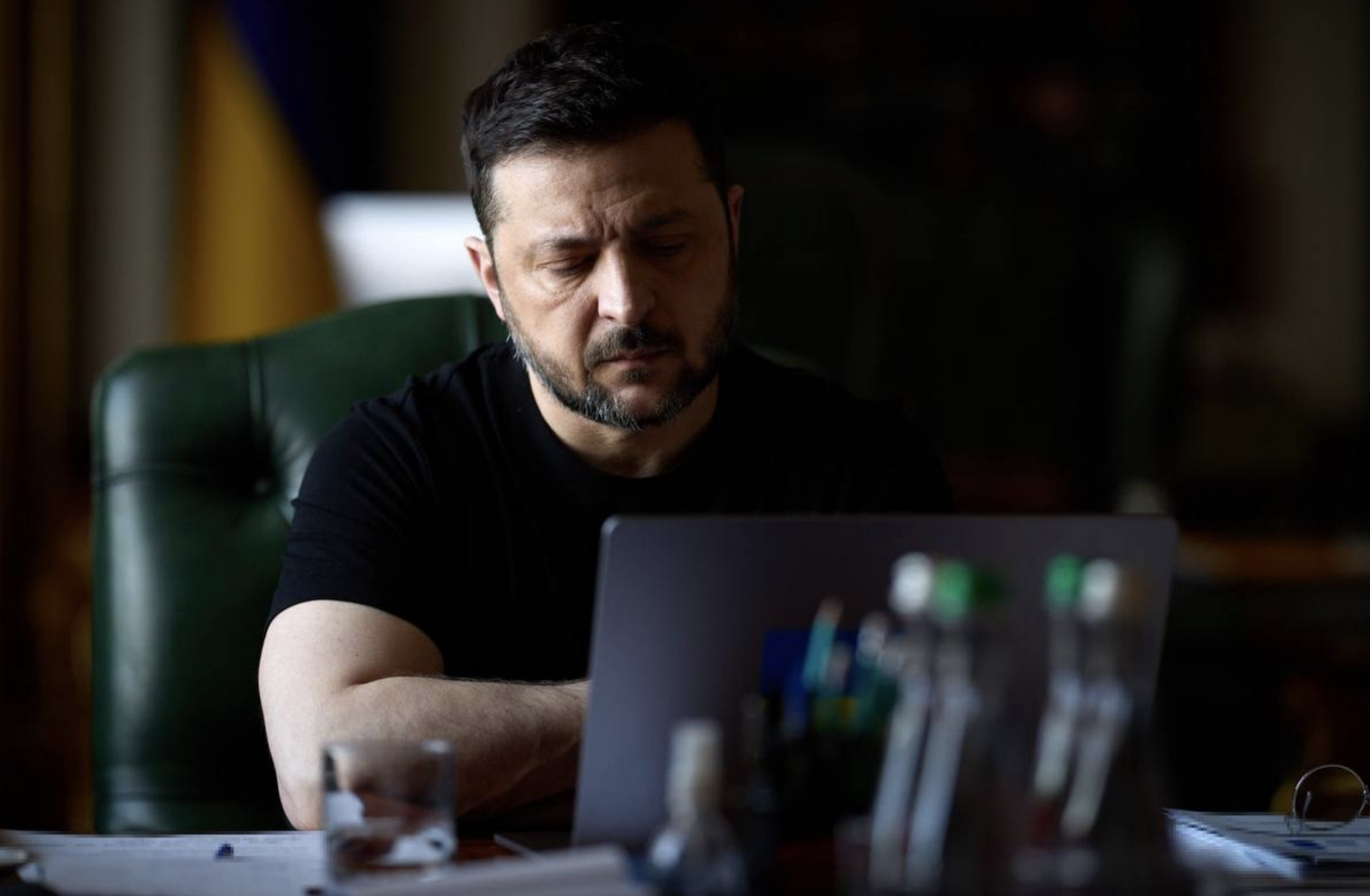 &laquo;До Max тоже доберёмся&raquo;: Зеленский проговорился об атаках на россиян через Telegram