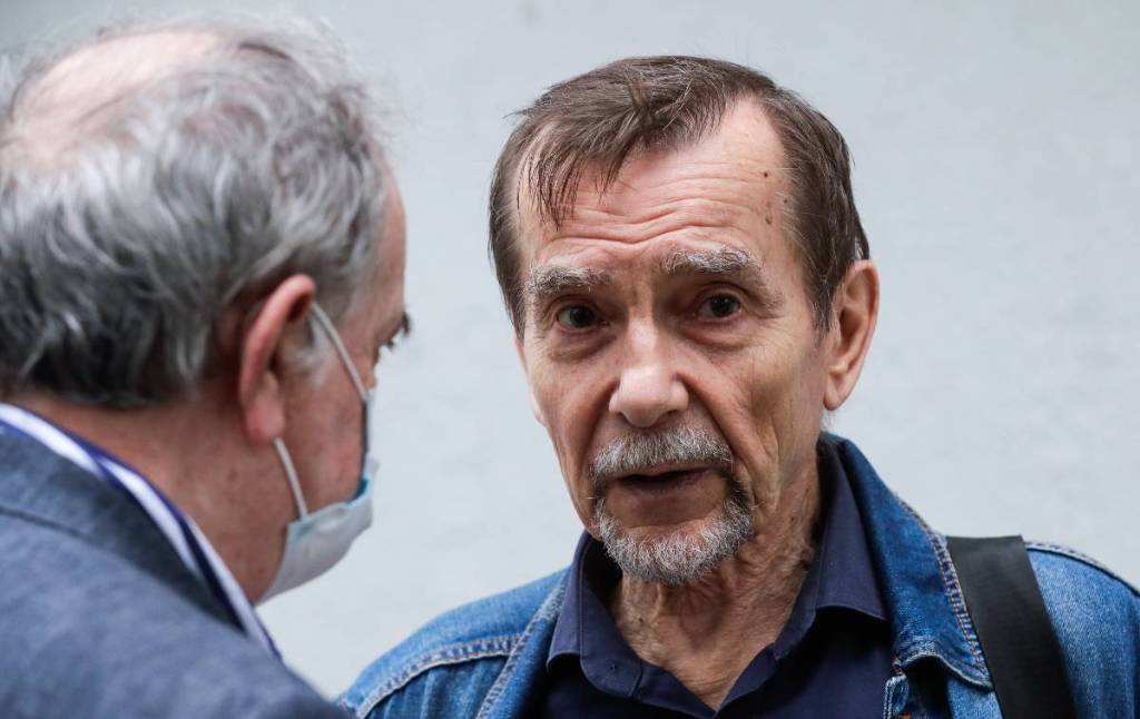 Со Льва Пономарёва* взыскивают более 70 тысяч рублей долгов за ЖКХ