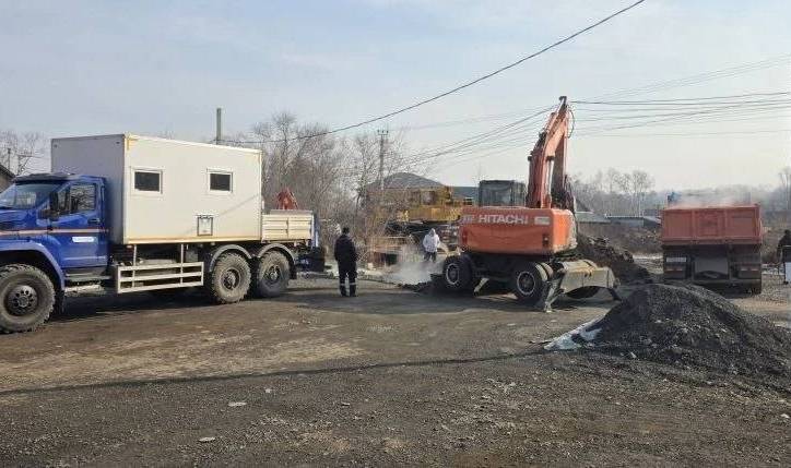В Хабаровске три района остались без тепла из-за аварии на трубопроводе