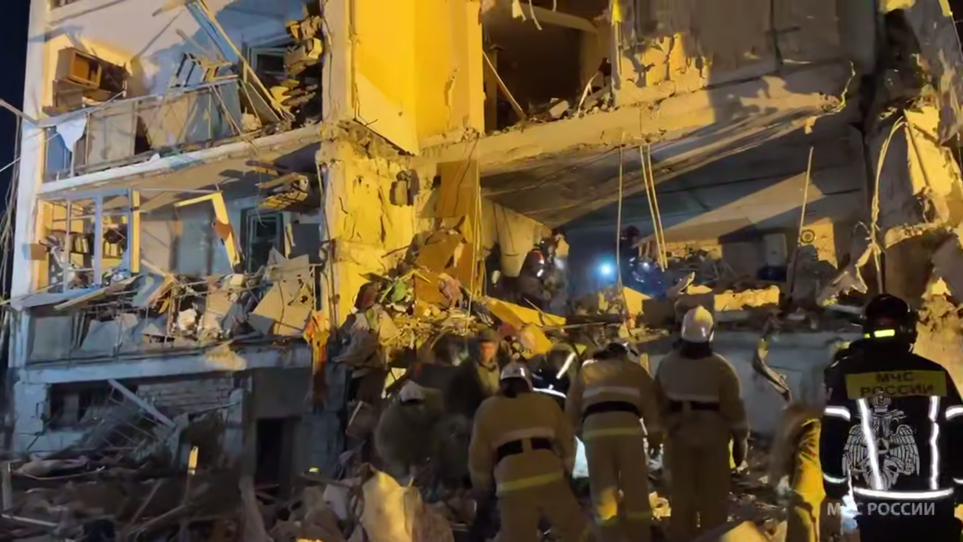 Прокуратура проводит проверку по факту взрыва в многоэтажке в Севастополе