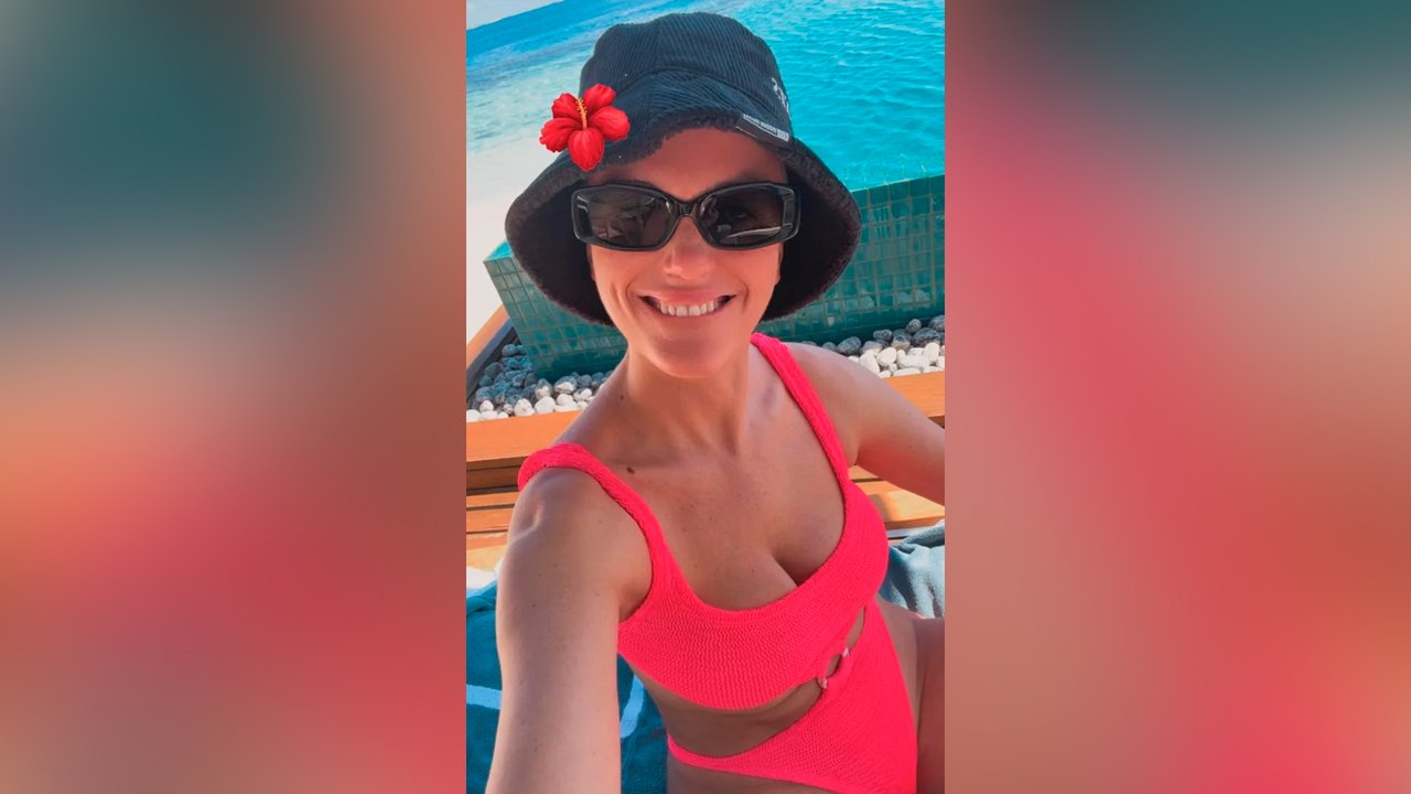 Ящики шампанского и мускулистый красавец: Слава отрывается на Мальдивах после нервного срыва