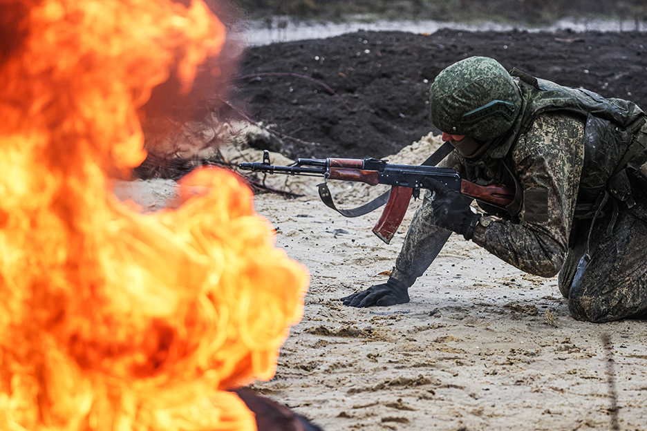 Новости СВО. ВС РФ взяли Песчаное и штурмуют Константиновку, отступление ВСУ и блокада Рады, Зеленский собрался воевать три года, 25 марта