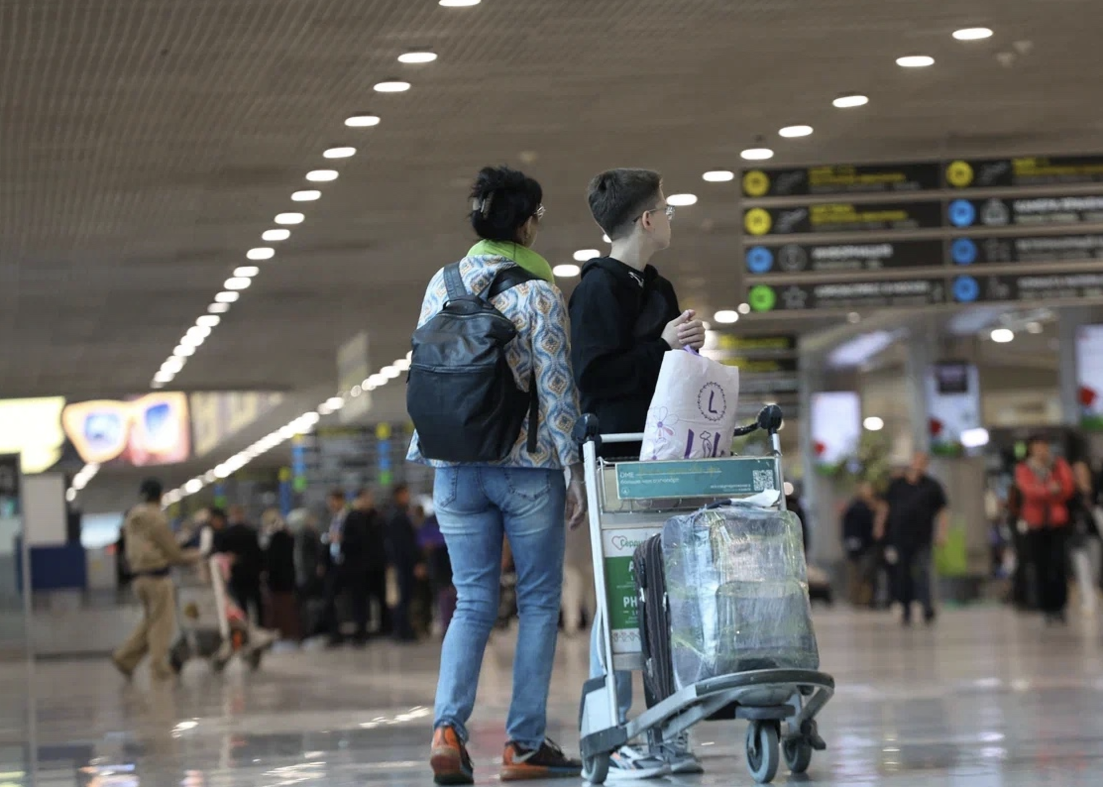 МИД РФ призвал не ездить в страны Персидского залива до конца боевых действий