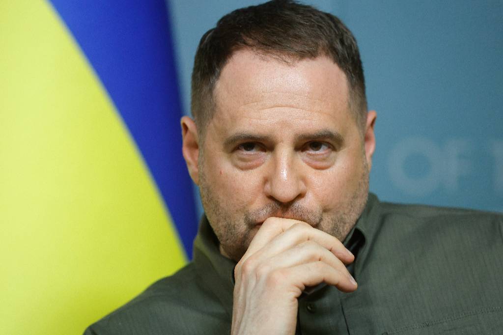 Уволенный с поста главы офиса Зеленского Ермак нашёл новое применение своим талантам