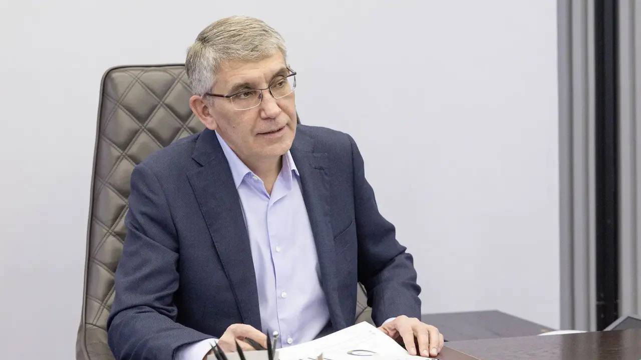 Тульский губернатор устроил разнос чиновникам за сон и болтовню на совещании