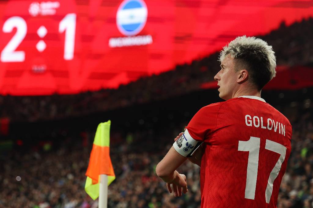 Сафонов &mdash; на скамейке: Стали известны капитан и стартовый состав сборной на матч с Мали