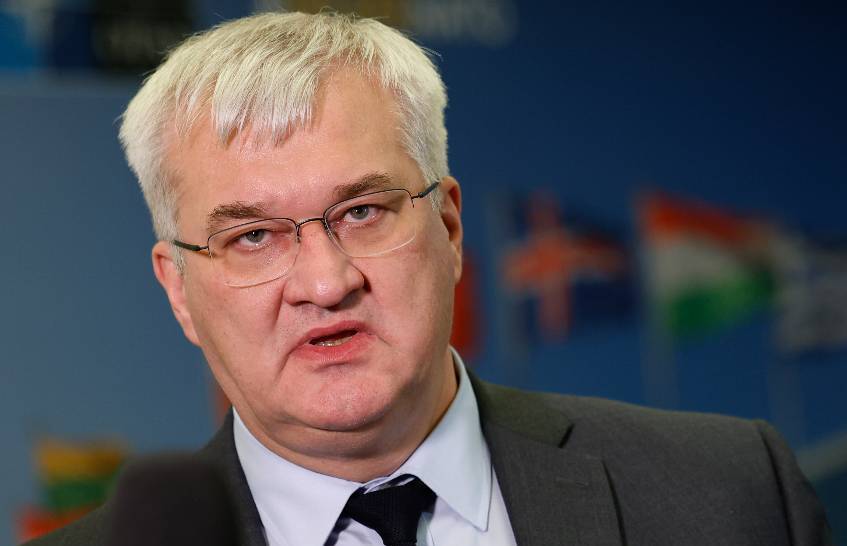 МИД Украины обвинил Венгрию в &laquo;похищении&raquo; семи инкассаторов и денег &laquo;Ощадбанка&raquo;