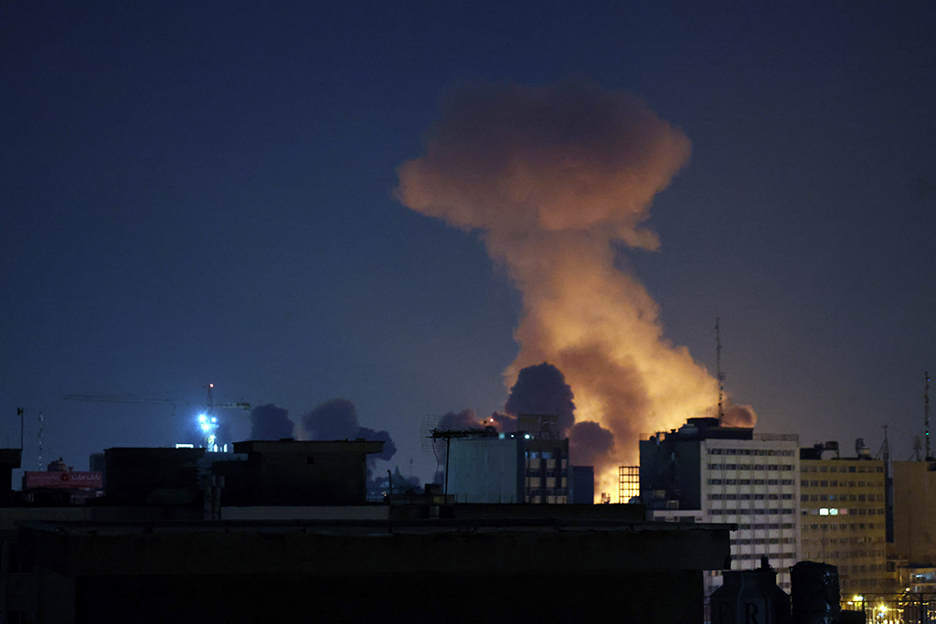 Посольство РФ сообщило об отсутствии пострадавших россиян в Иране