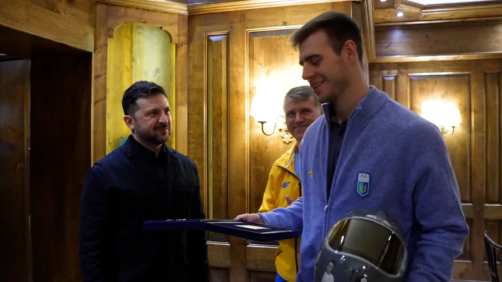 Российские силовики раскрыли, зачем Зеленский пиарит скелетониста-скандалиста