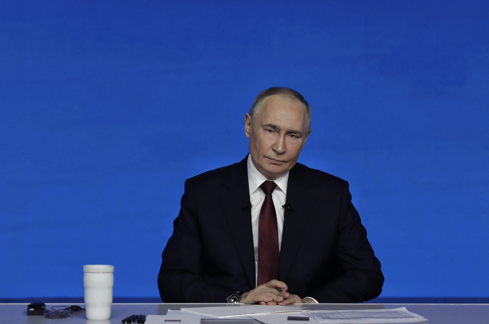 Путин: Россия продолжит поставки нефти и газа в Словакию и Венгрию