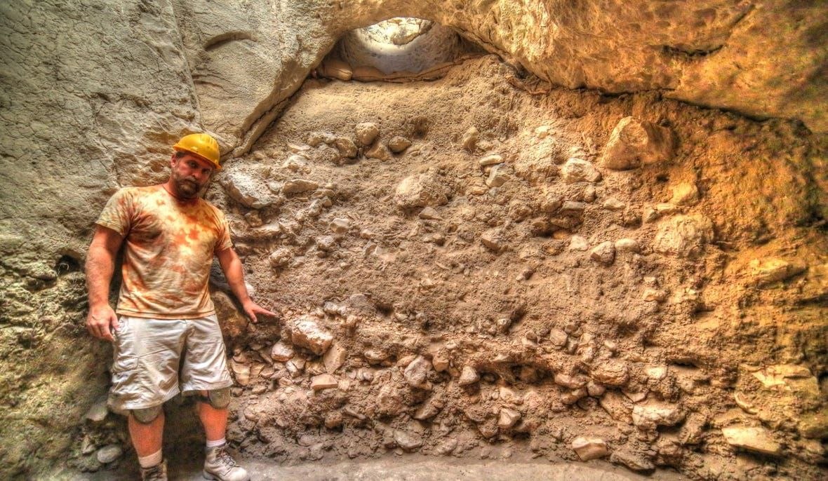 В Израиле нашли могилу возрастом около 2,5 тыс лет, в которой покоятся 89 детей
