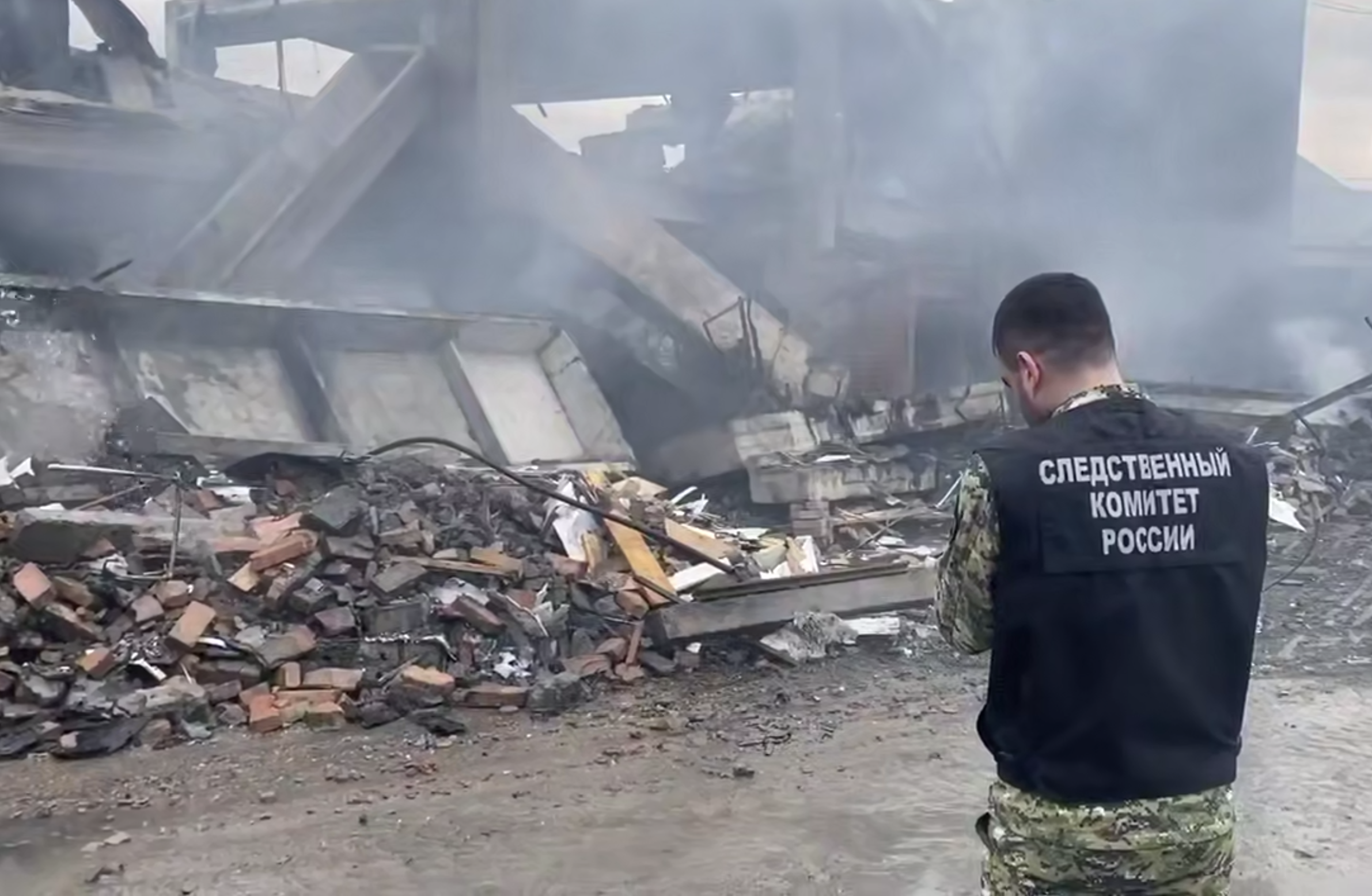 Разбор завалов после взрыва во Владикавказе приостановили из-за риска обрушения