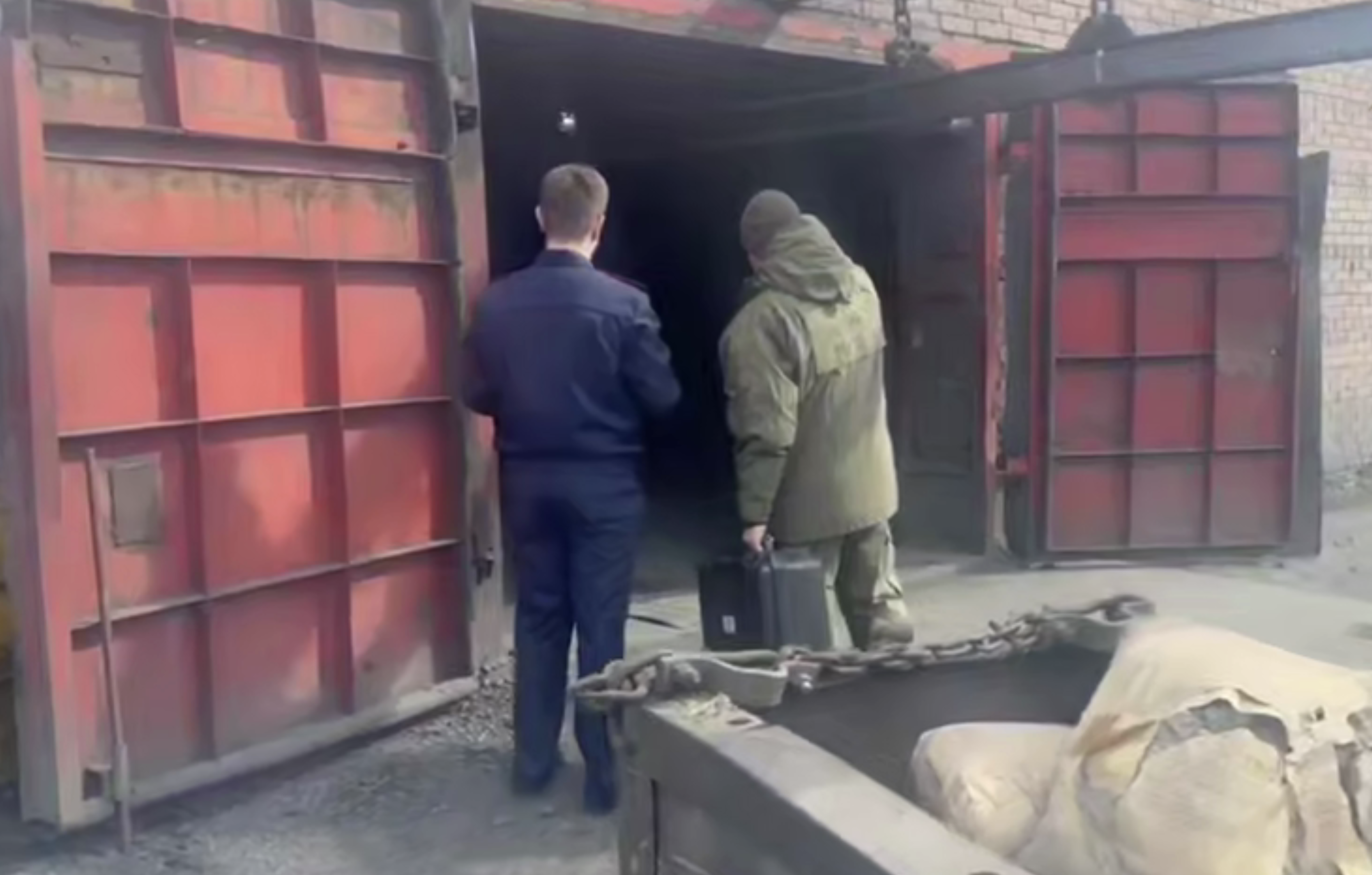 Один рабочий погиб при взрыве в шахте в Ростовской области, ещё трое пострадали