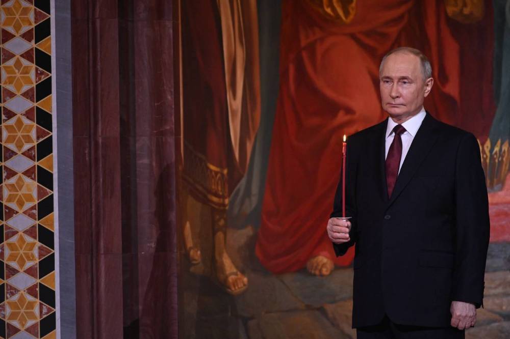 Путин поклоном ответил на благодарность патриарха Кирилла за возвращение икон