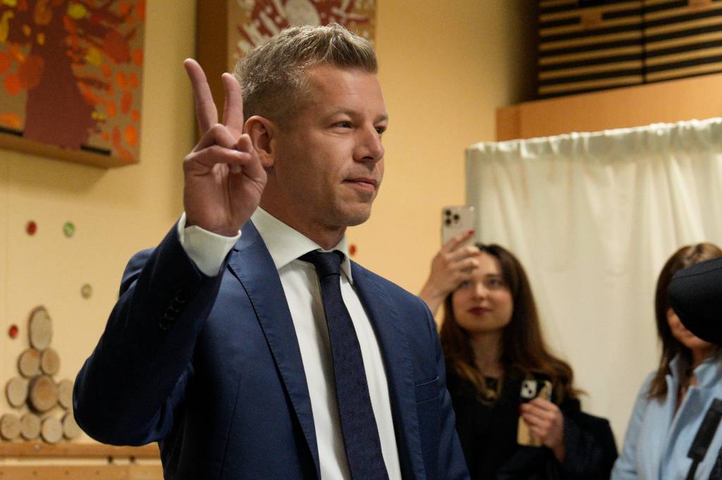 Мадьяр дал первое обещание после победы &laquo;Тисы&raquo; на выборах в Венгрии