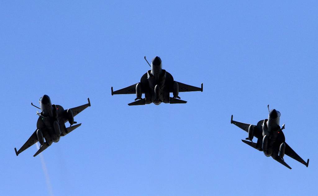 Пакистан перебрасывает военную авиацию в Саудовскую Аравию

