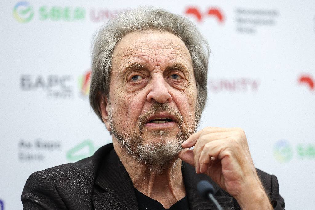 &laquo;Подлость в порядке вещей&raquo;: Россияне не испорчены в отличие от европейцев, считает Эррол Маск