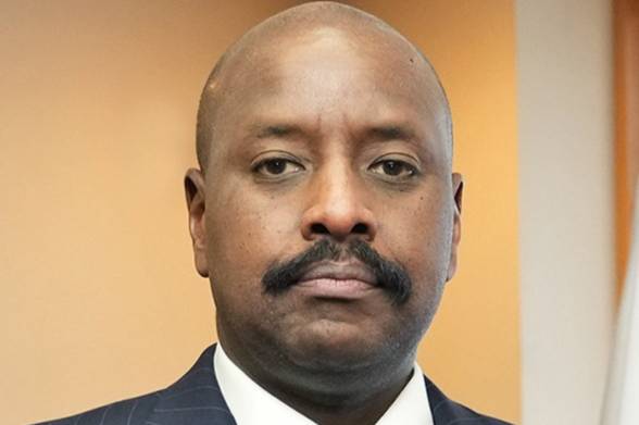 Сын президента Уганды потребовал от Турции $1 млрд и жену-красавицу