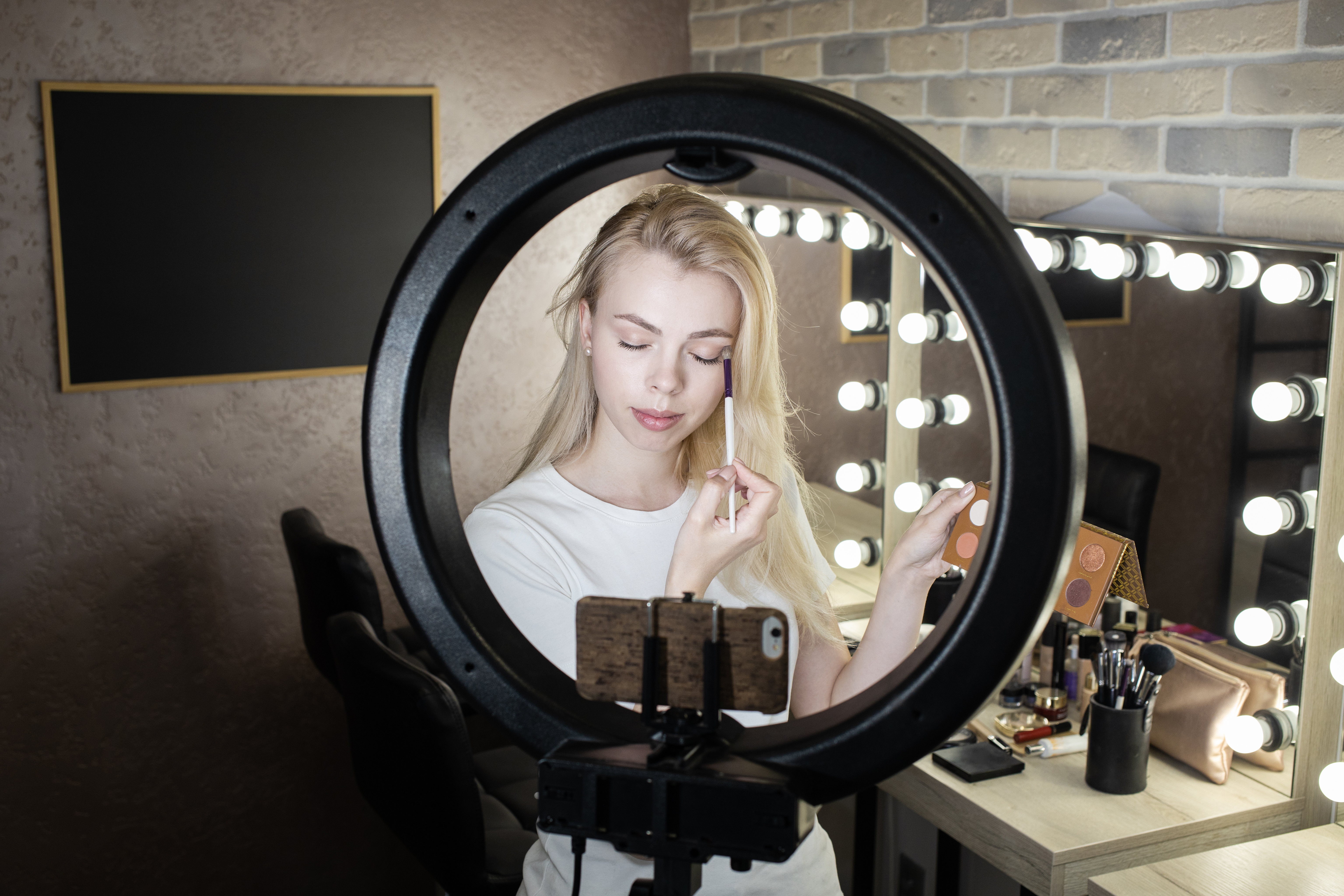 &laquo;Гарантированный заработок&raquo; под запретом: Что изменится для продавцов онлайн-курсов