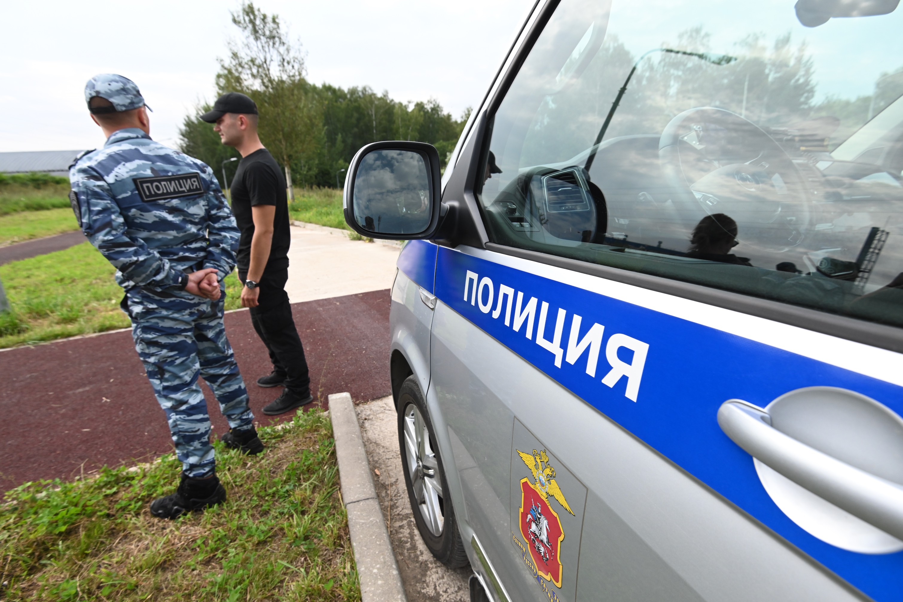 В Оренбургской области нашли машину стрелявшего в полицейских мужчины