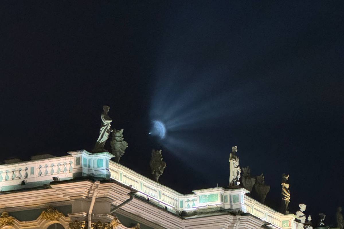 Над Санкт-Петербургом заметили &laquo;космическую медузу&raquo; 