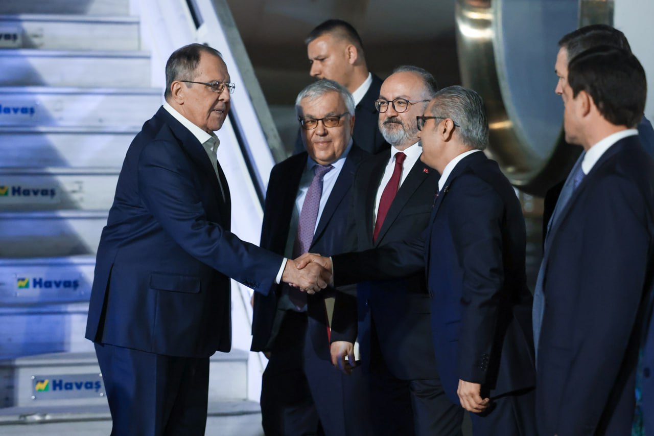 Лавров прибыл в Турцию на Анталийский дипломатический форум