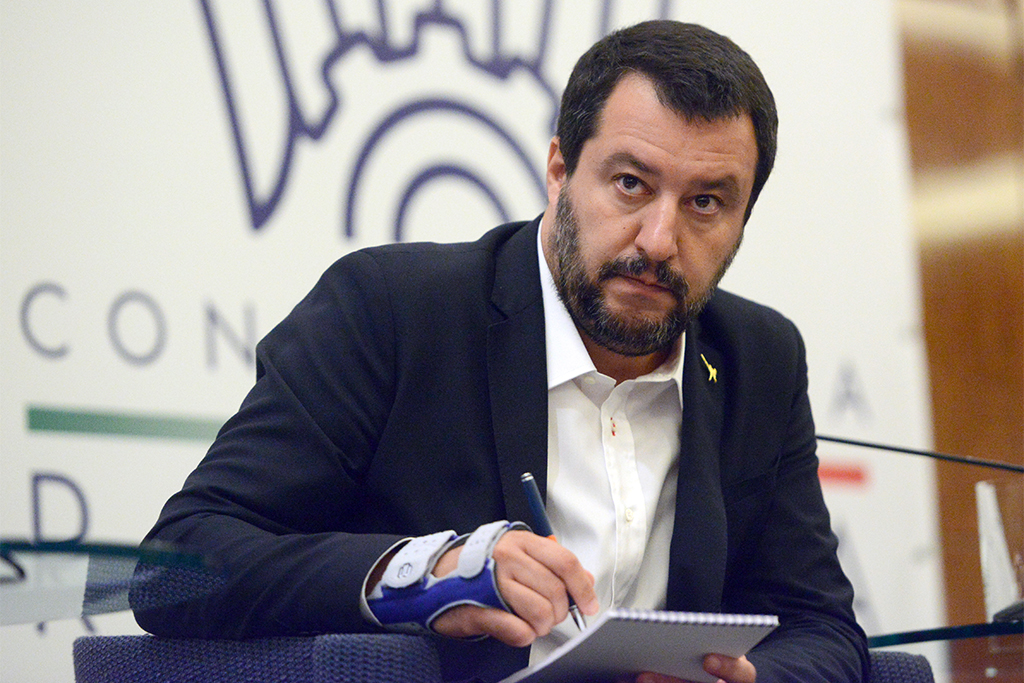 Вице-премьер Италии призвал спасать экономику Европы российским газом