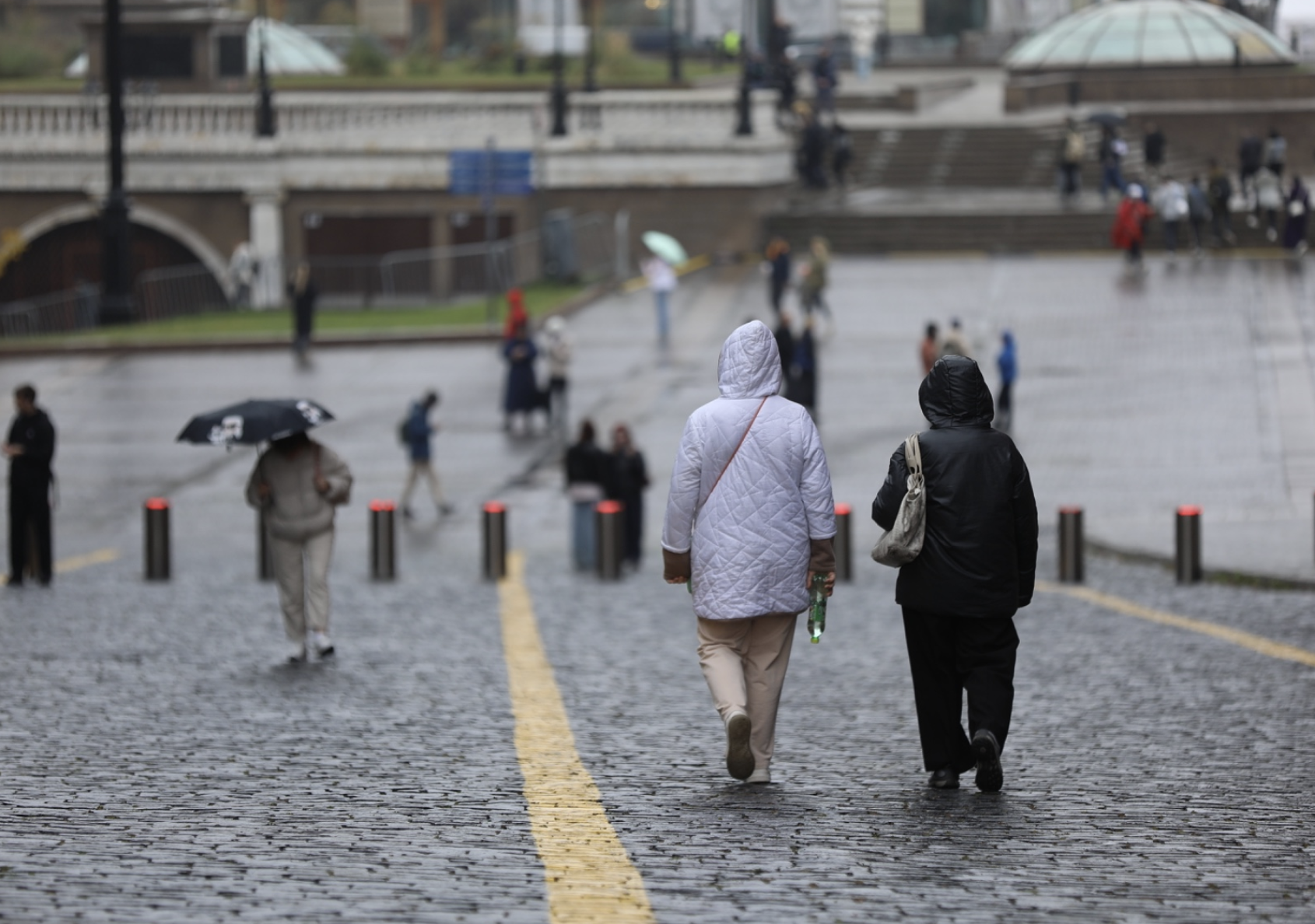 &laquo;Битва весны и зимы&raquo;: В Москве пойдут ледяные дожди перед майскими праздниками