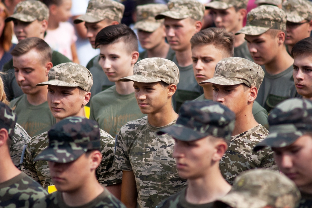 Бывший командир &laquo;Айдар&raquo;* предложил снизить призывной возраст на Украине