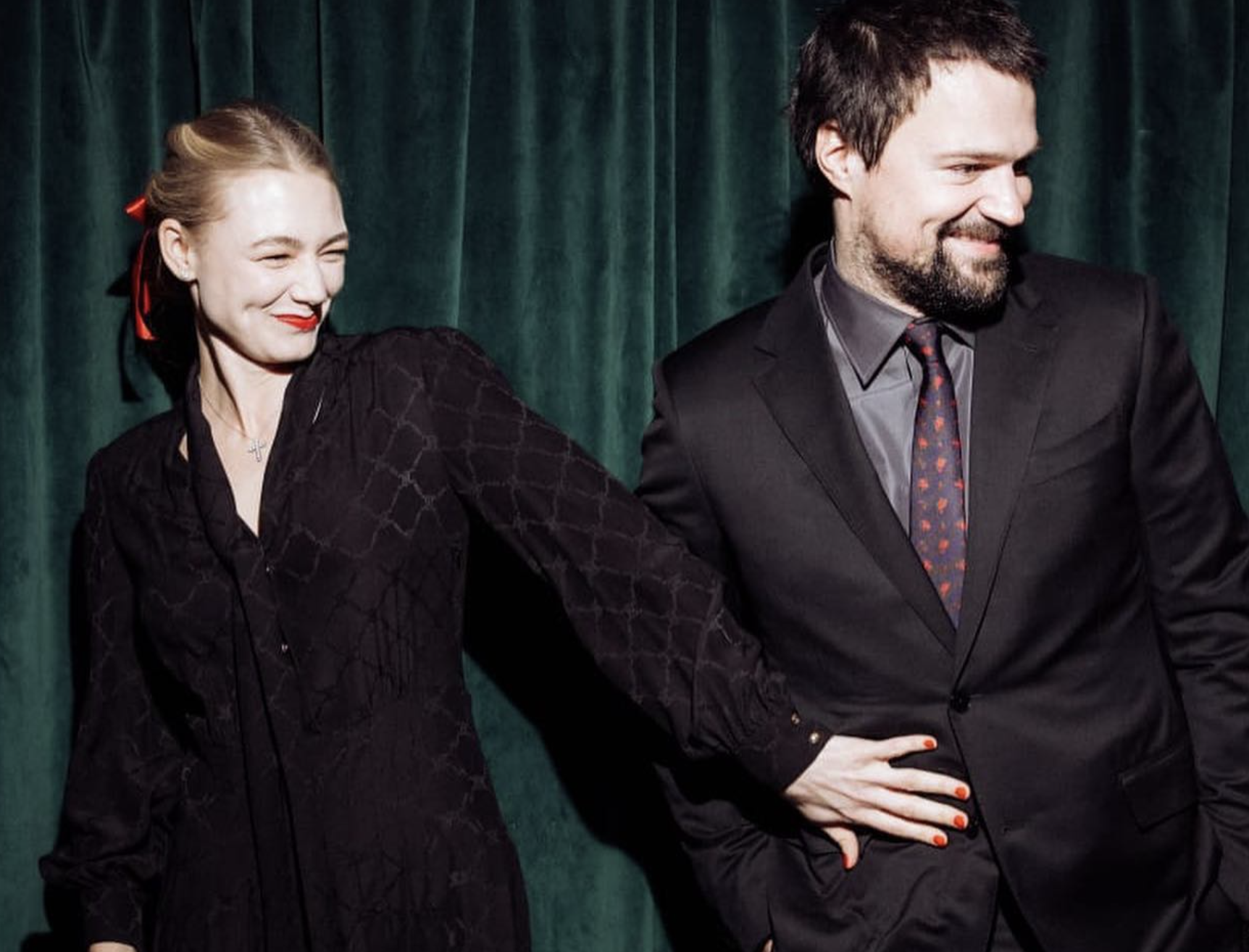 Козловский по-английски поздравил Акиньшину с 39-летием и озадачил фанатов