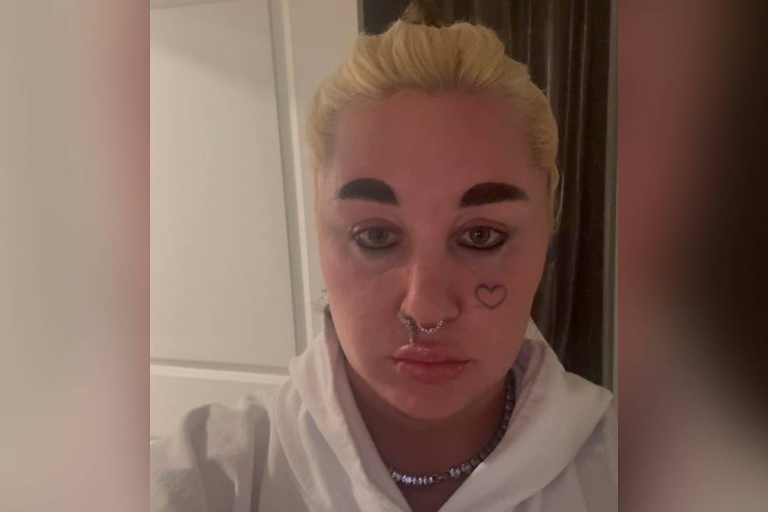 Актриса Аманда Байнс радикально сменила имидж и стала рэпером