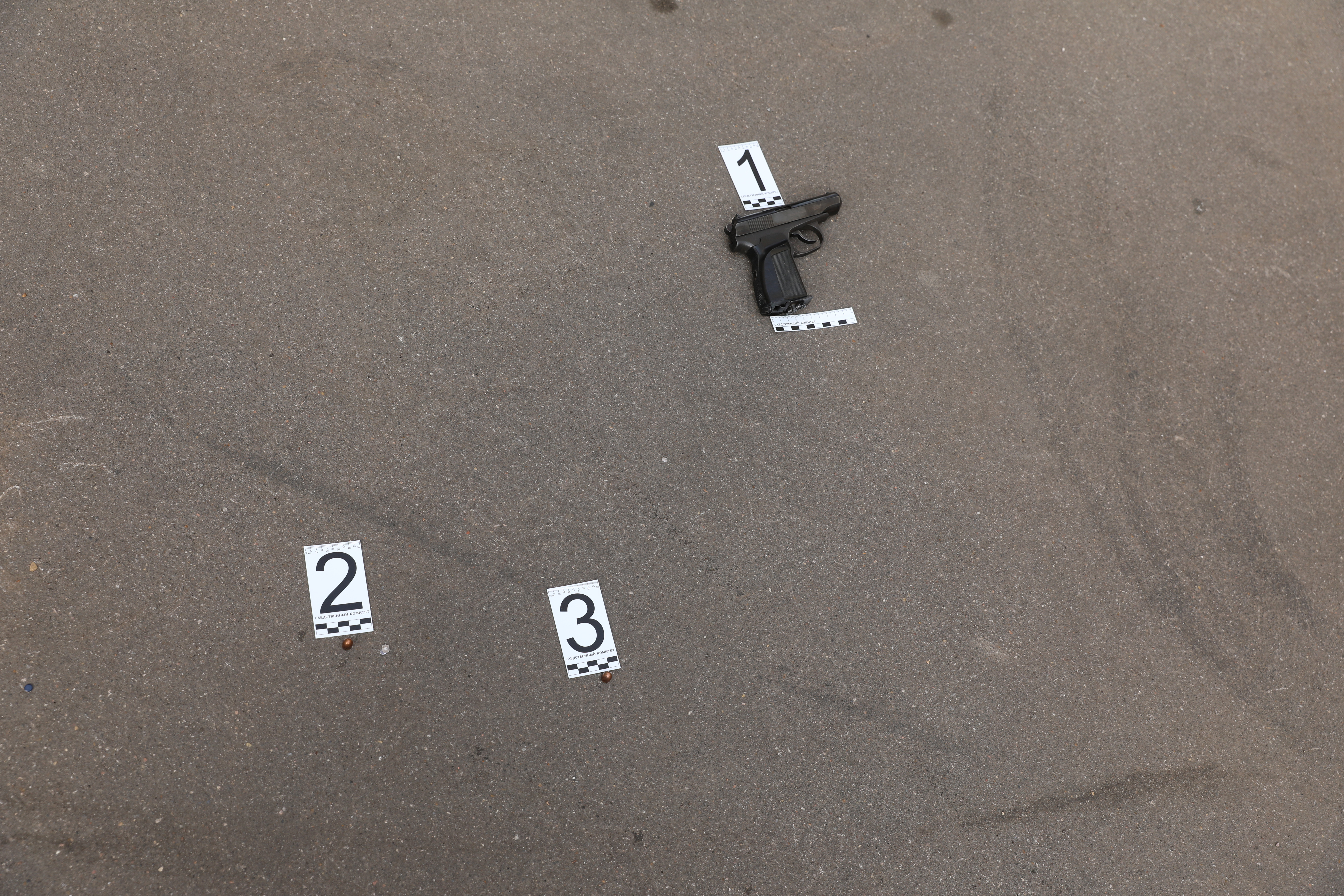 В метро Харькова мужчина открыл огонь по пассажирам