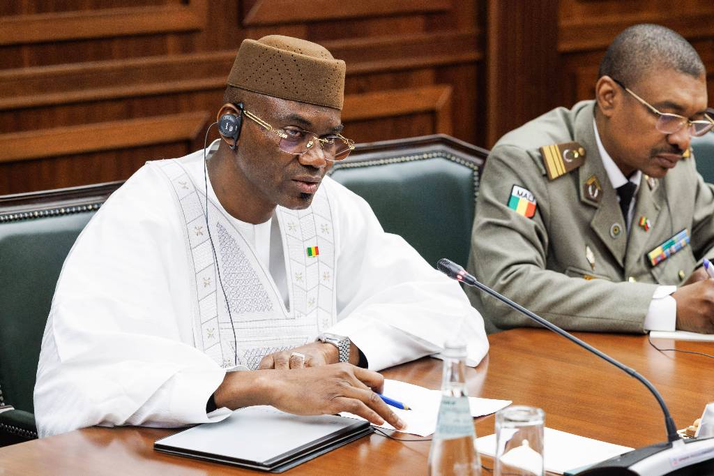 Jeune Afrique: Убит министр обороны Мали