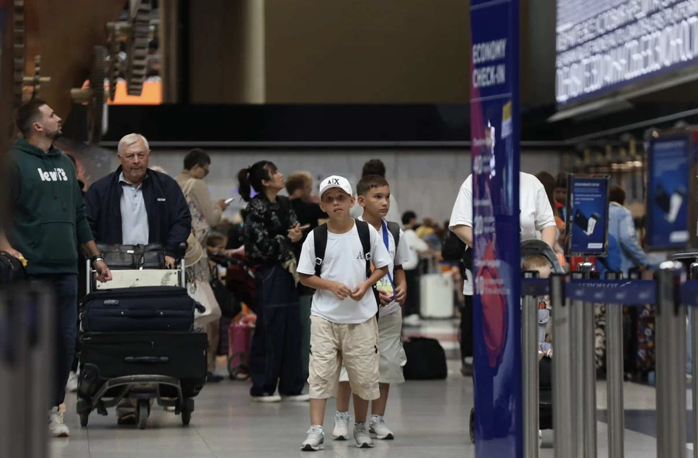 Аэропорты Череповца и Ярославля возобновили работу после атаки дронов