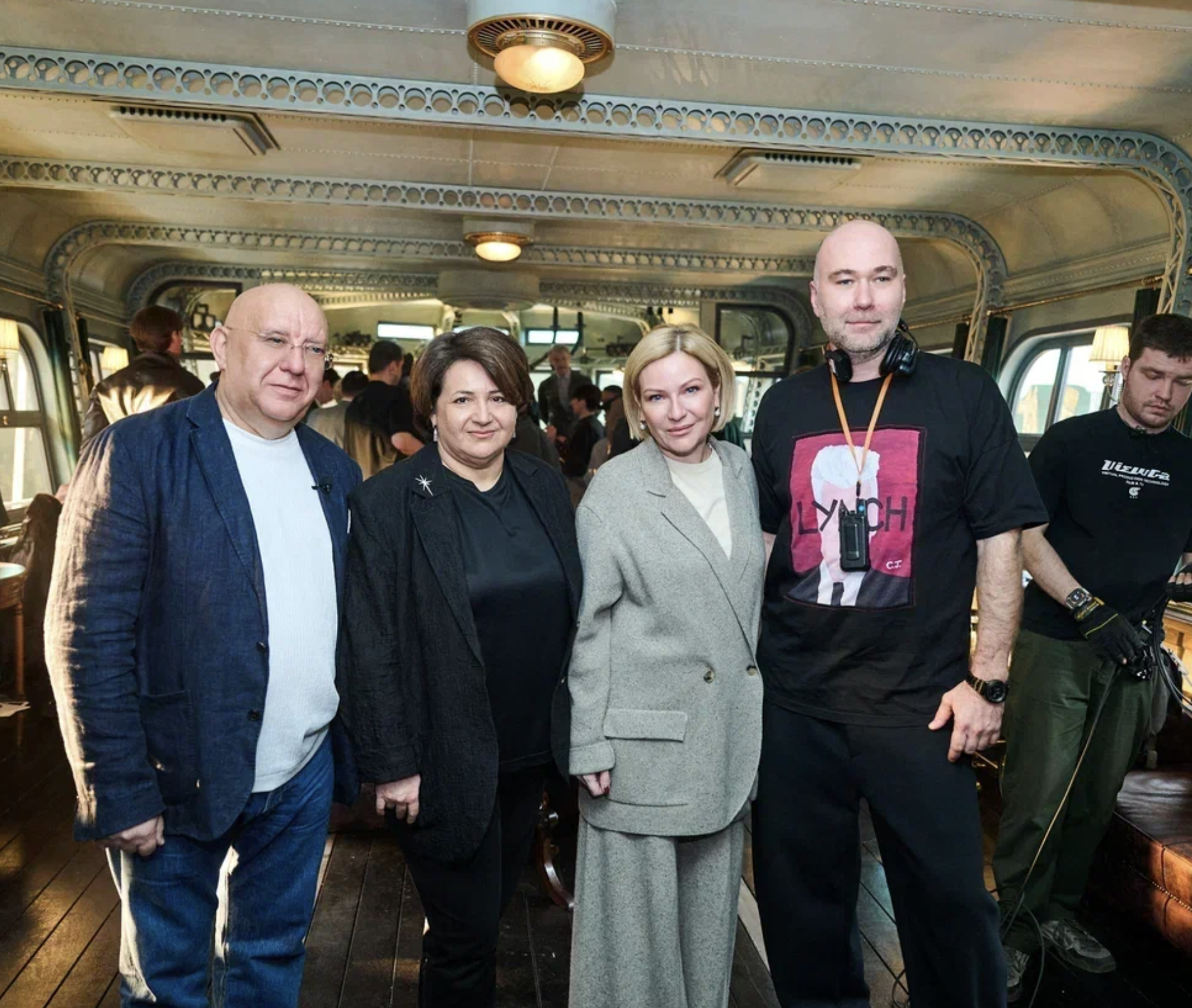 Ольга Любимова посетила съёмки российско-китайского фильма &laquo;Чёрный шёлк&raquo; 