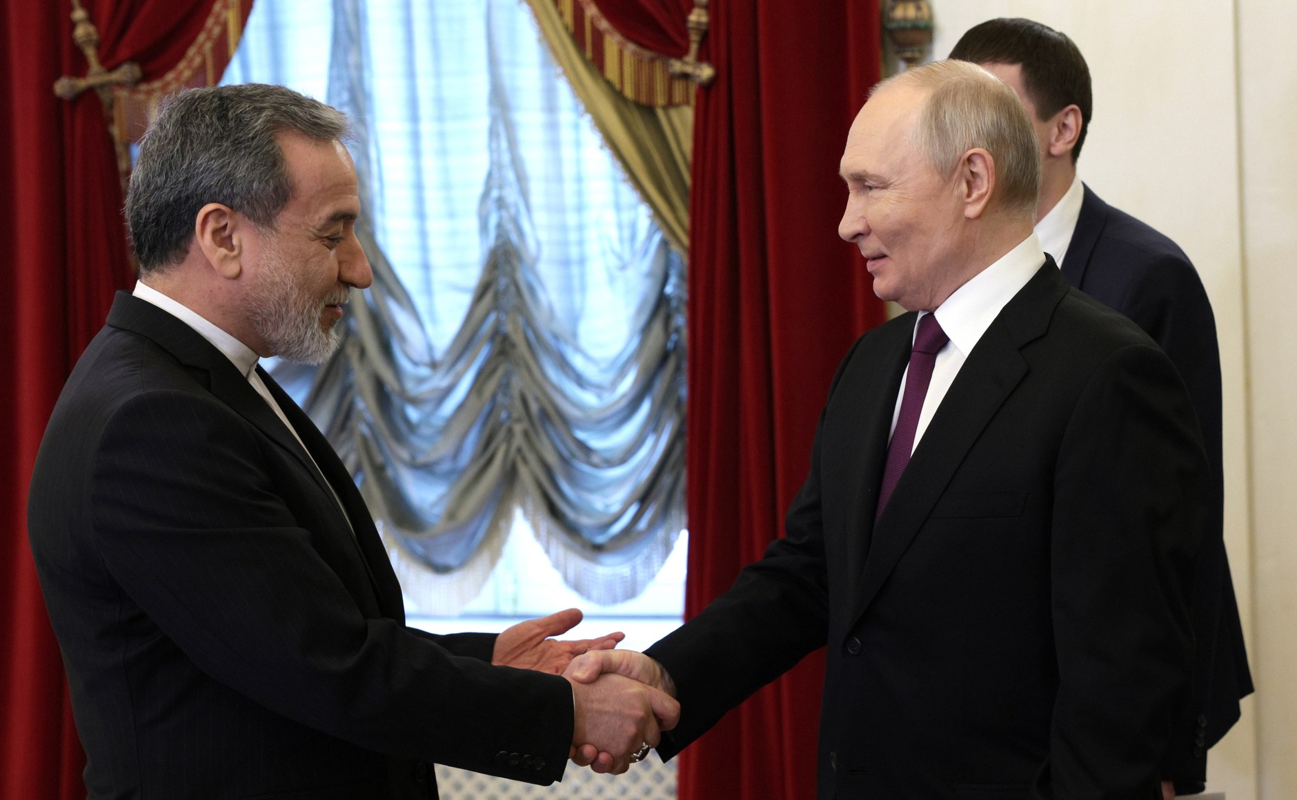 Истерика в The Sun: Британцы не оценили радушный приём иранского министра в России