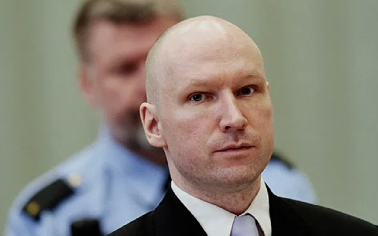 Террорист Брейвик сменил имя на самое популярное в Норвегии