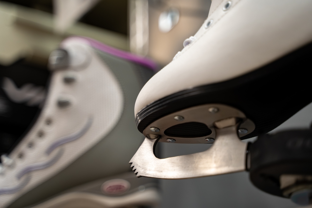 Петербургского тренера по фигурному катанию обвинили в домогательствах к ребёнку