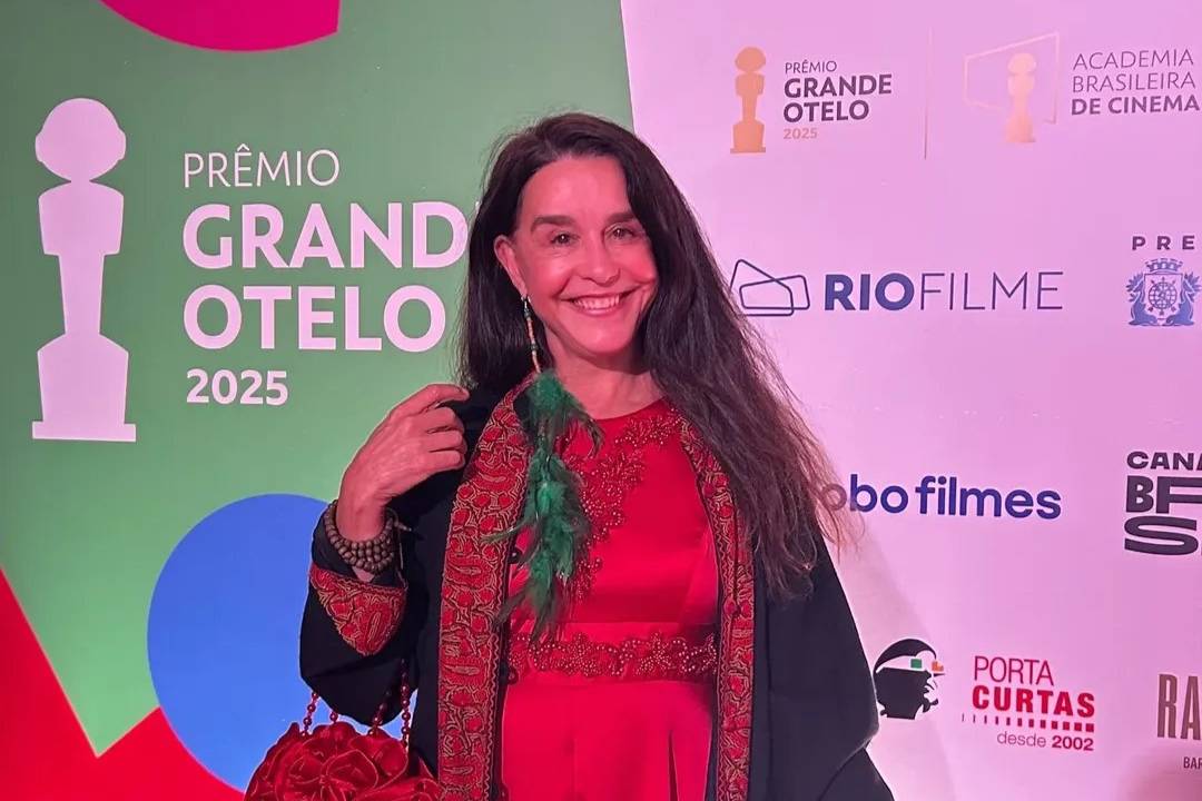 Звезда &laquo;Рабыни Изауры&raquo; Луселия Сантус показала редкие семейные кадры в соцсети