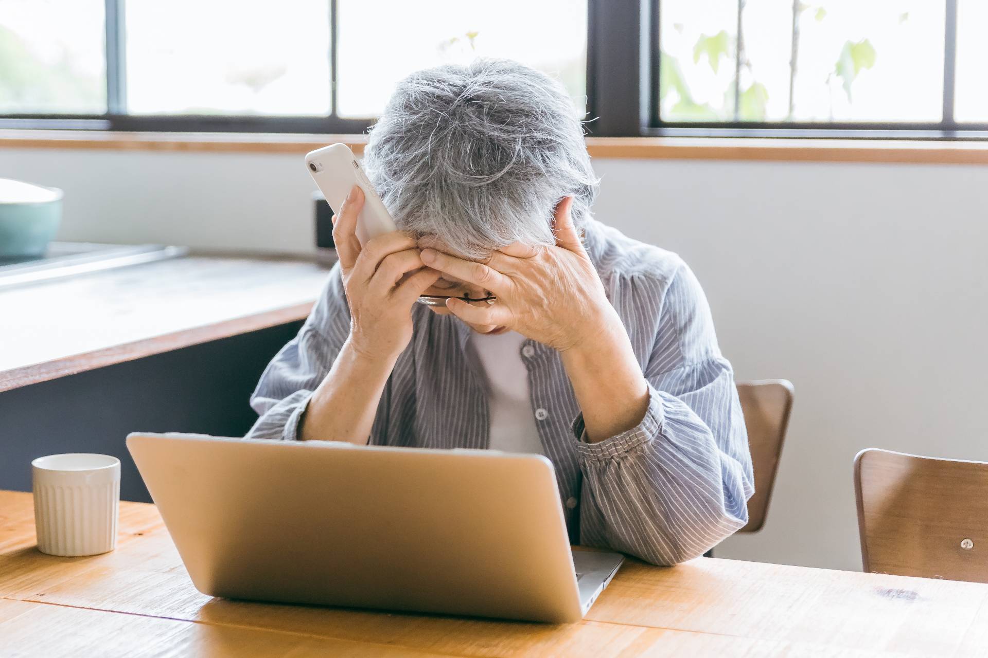 Упорство без границ: Россиянка с седьмой попытки всё-таки перевела деньги мошенникам