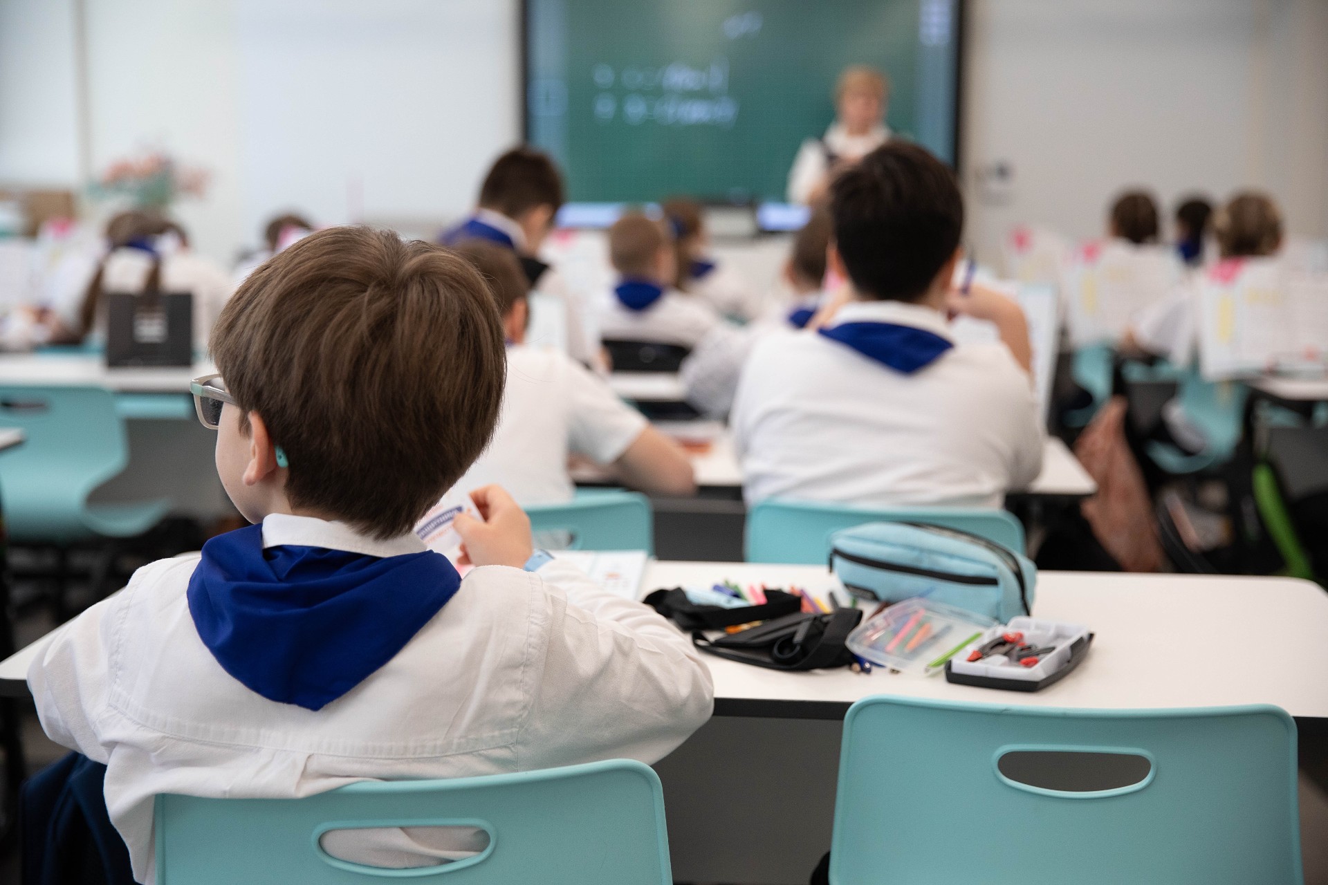 В Московской области за пять лет открыли 327 новых школ и детских садов