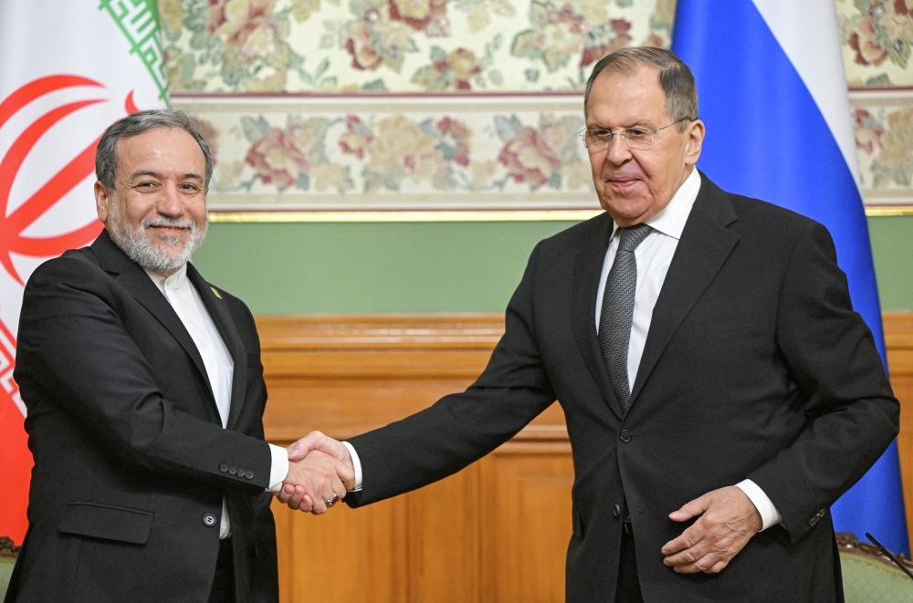 Лавров выразил соболезнования Аракчи в связи с гибелью сотрудника АЭС &laquo;Бушер&raquo;