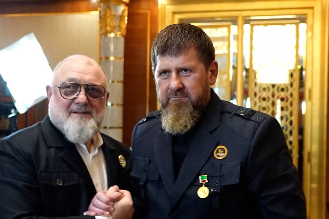 Кадырову вручили медаль &laquo;За вклад в развитие науки&raquo;